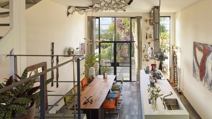 De voordelen van stalen deuren in huis: duurzaamheid en design